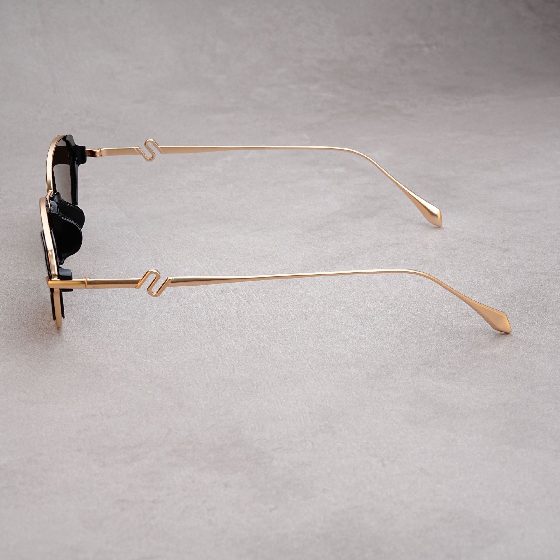 Golden Hour Oval Sunglasses Polarized Gold Metal Retro Oval Shades