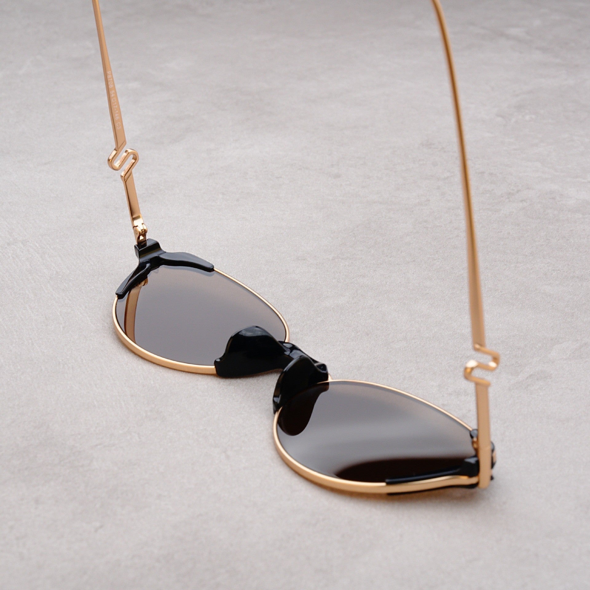 Golden Hour Oval Sunglasses Polarized Gold Metal Retro Oval Shades