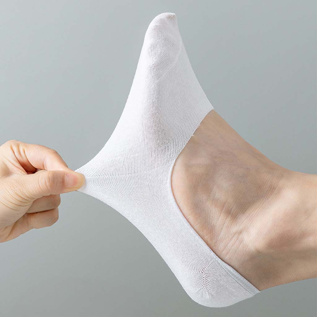 Men's organic cotton no-show socks with anti-slip heel grip