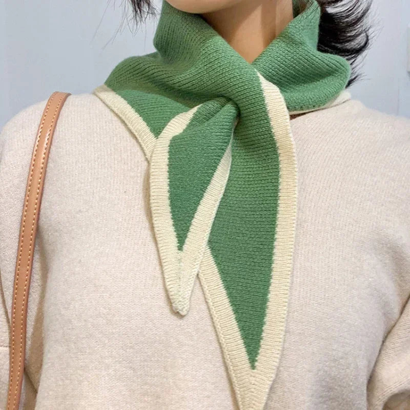 Clara Vintage Pointed Scarf