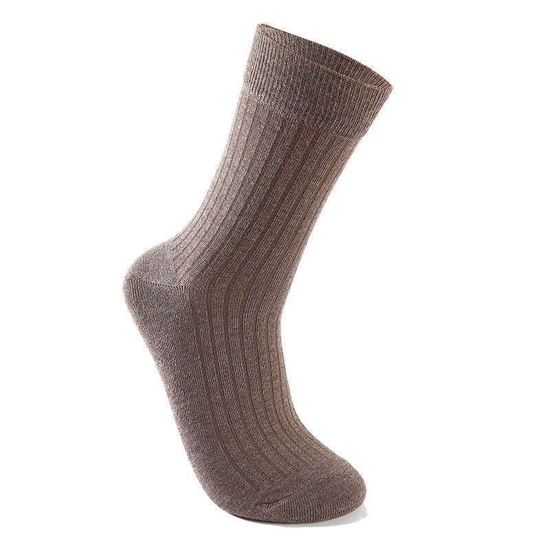 Breathable ribbed organic cotton crew socks with stay-put stretch