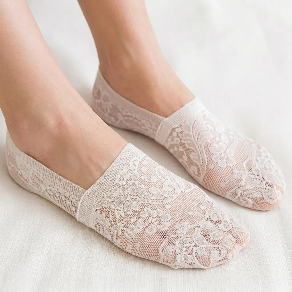 Floral Lace No-Show Socks Beige
